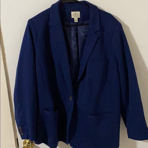 Blazer - Picture 1 of 2